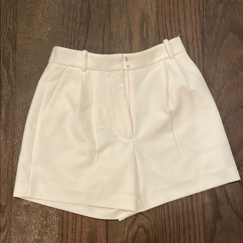 Abercrombie Cream High Waist Shorts